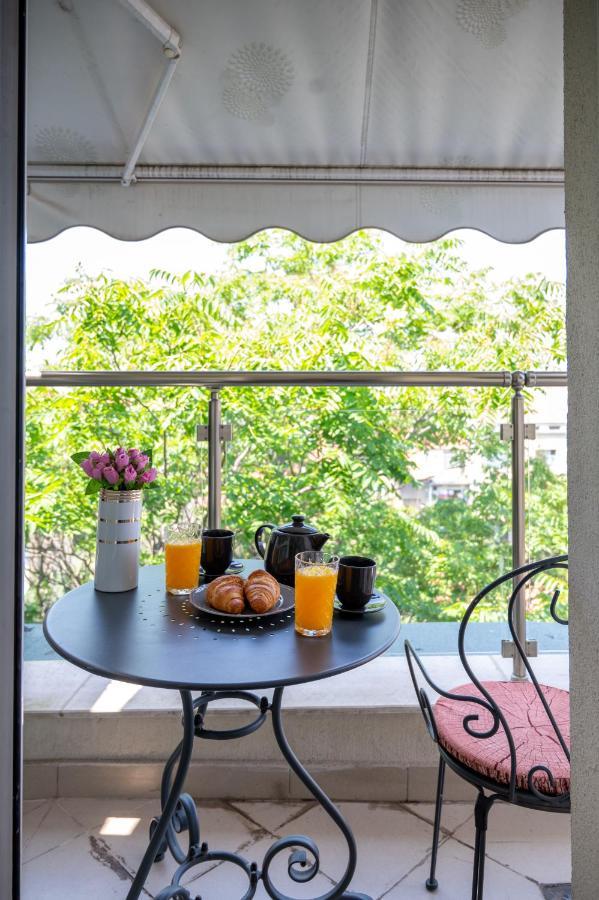 Sunny Studio With A View In Top Center Sofia Eksteriør bilde